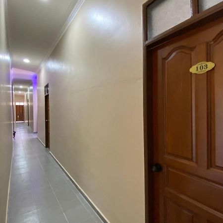 Sasuka Guesthouse Marang Exterior foto