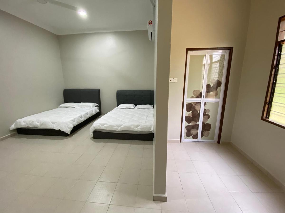 Sasuka Guesthouse Marang Exterior foto